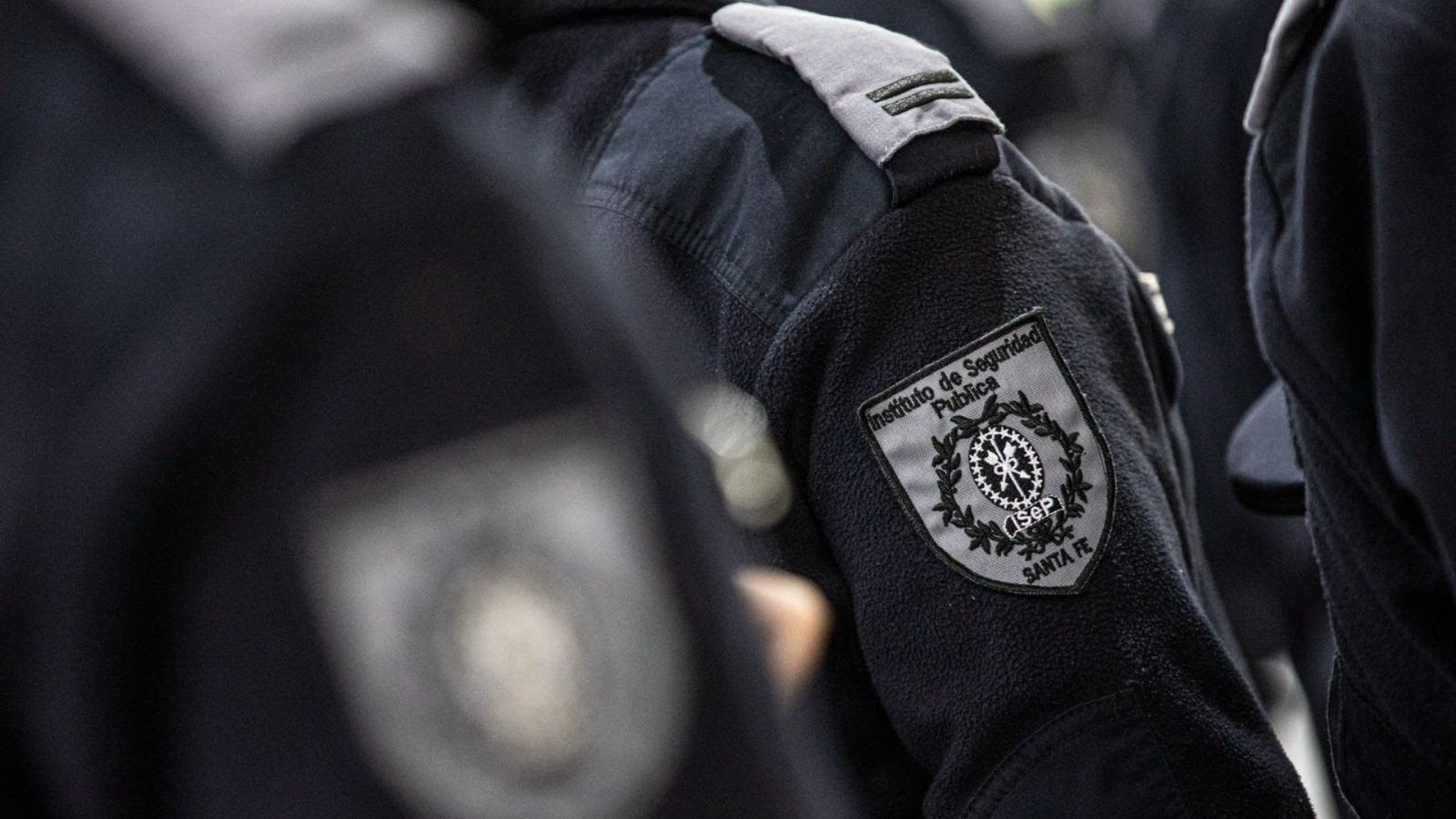 Santa Fe quiere sumar 1.400 nuevos policías y ofrece becas de hasta 500.000 pesos para la formación