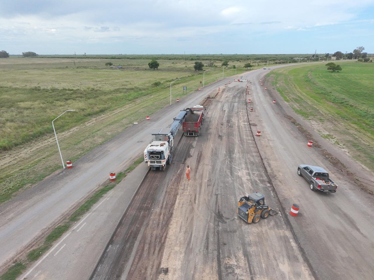 Arrufó: el gobierno provincial ejecuta una rotonda que salvará vidas